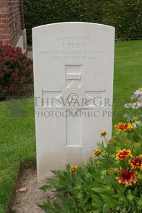 Prowse Point Military Cemetery - PRICE, J